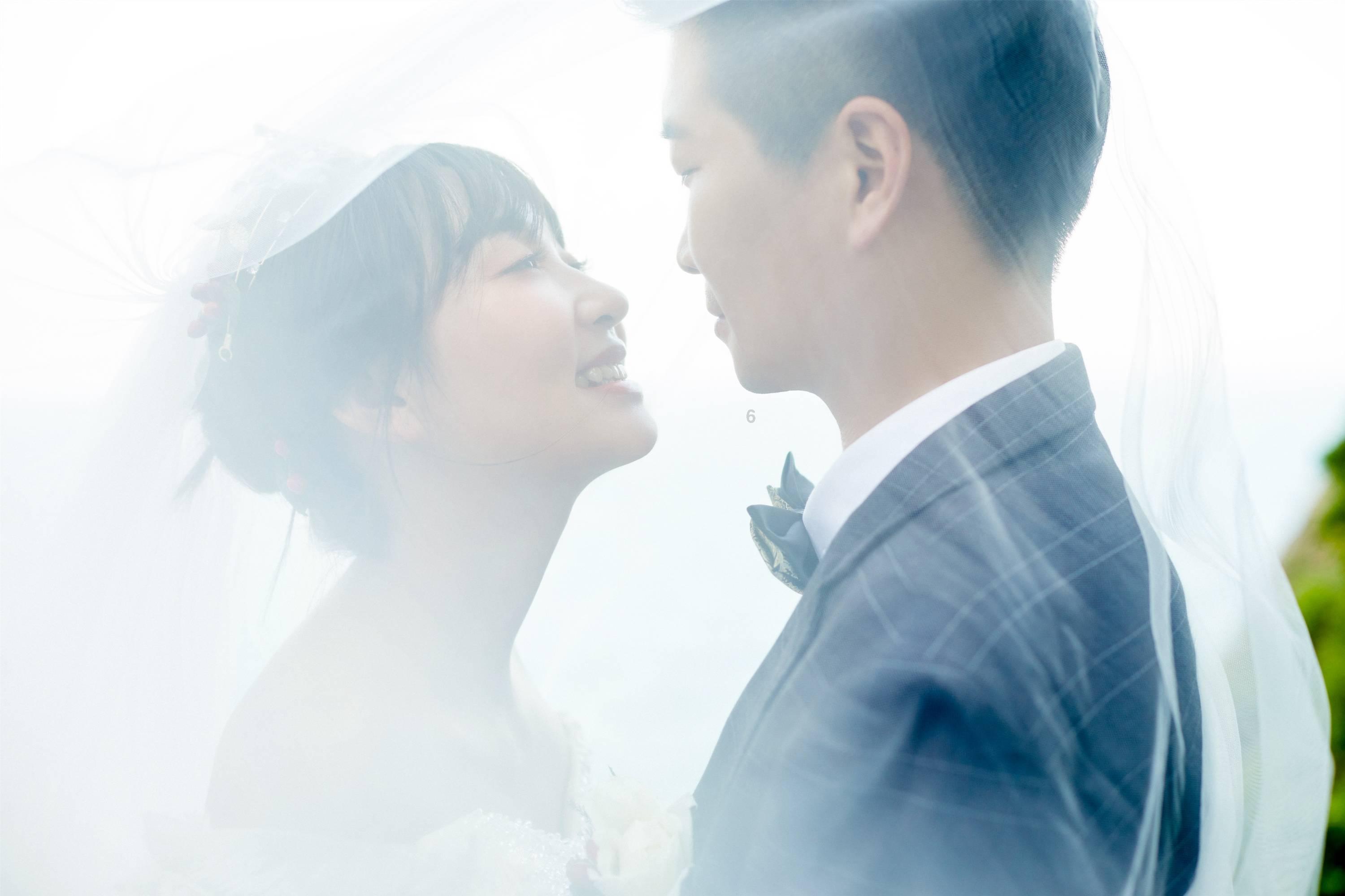 女性向游戏2024:更直白,更悦己