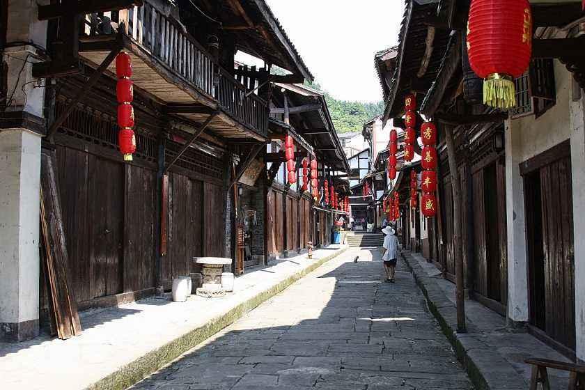 长庆采油八厂樊学采油作业区开年生产“安全起步”